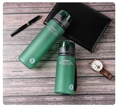Botella de agua deportiva de alta calidad, libre de BPA, a prueba de fugas, ideal para paseos, caminatas y otras actividades. Disponible en 400ml y 560ml.
